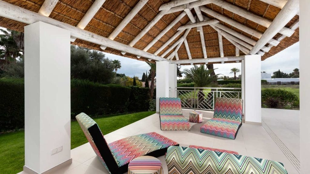 Thatched gazebo on concrete pillars in Sotogrande