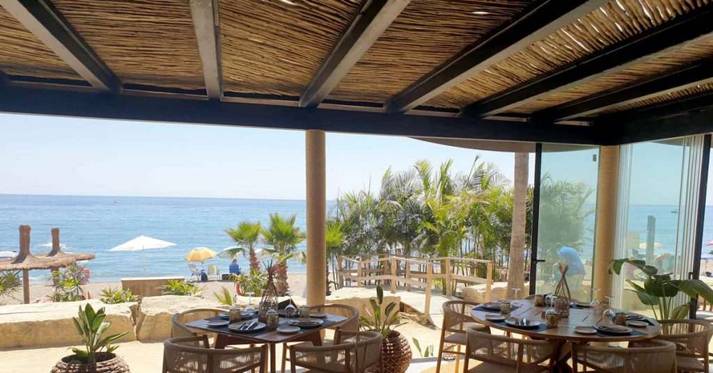 Aua Playa Marbella lath interior ceiling