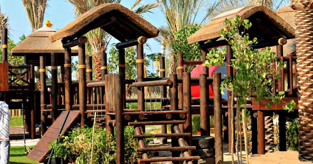 Cape Reed turnkey project timber and thatch climbing play structures