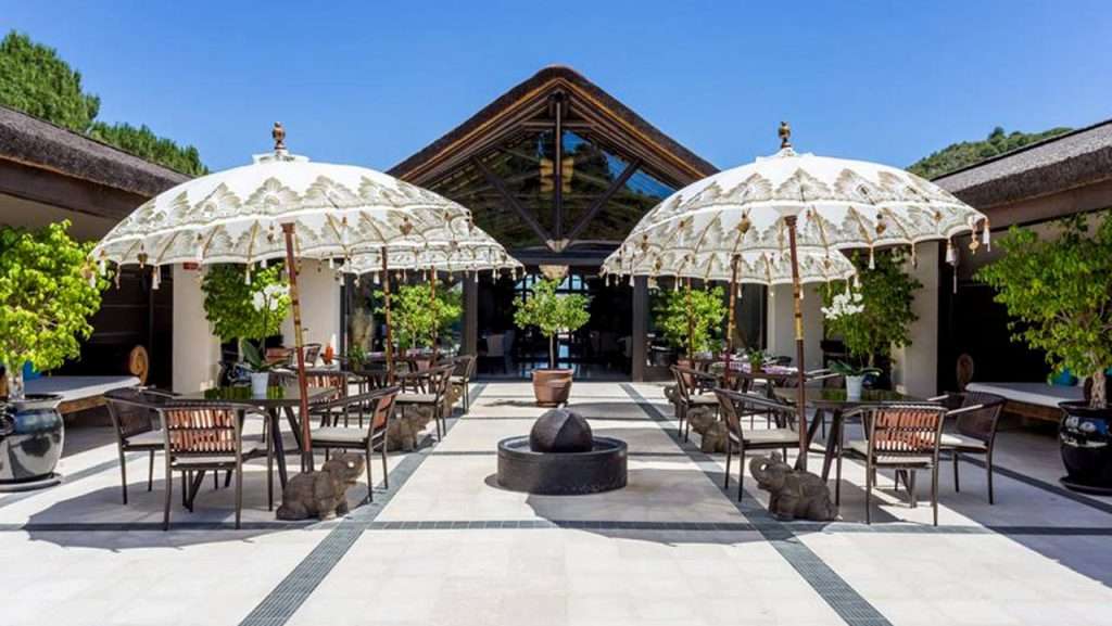 Shanti-Som Well-Being retreat courtyard