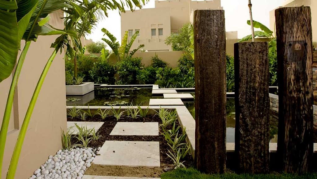 Railway sleeper is perfect for décor ideas for your backyard.