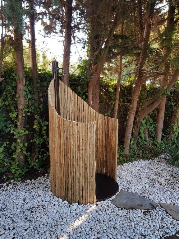 Timber lath ideas for an outdoor shower