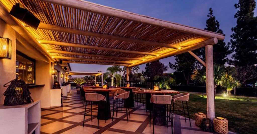 cape-reed-blog-boho-club-marbella-restaurant-semi-shaded-timber-pergola-over-terrace Cape Reed commercial project the Boho Club with a semi-shaded timber pergola over the terrace