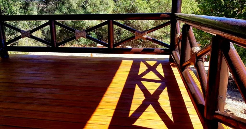 forest-school-elevated-timber-deck-with-balustrades